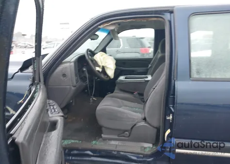 2006 Chevrolet Silverado 1500 Ls z USA, uszkodzony, nr VIN 2GCEC13V461263373